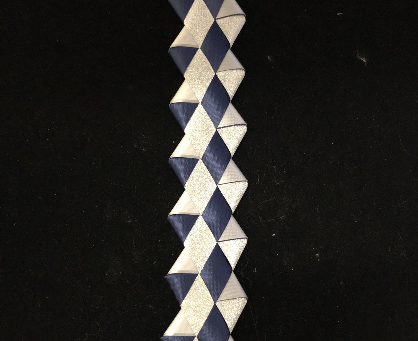 Mum Length Texas Diamond Braid made w/ Maroon Diamond Dust