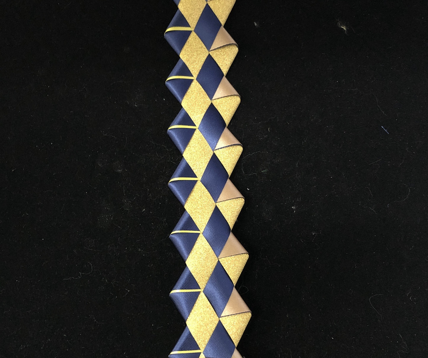 Mum Length Texas Diamond Braid made w/ Maroon Diamond Dust