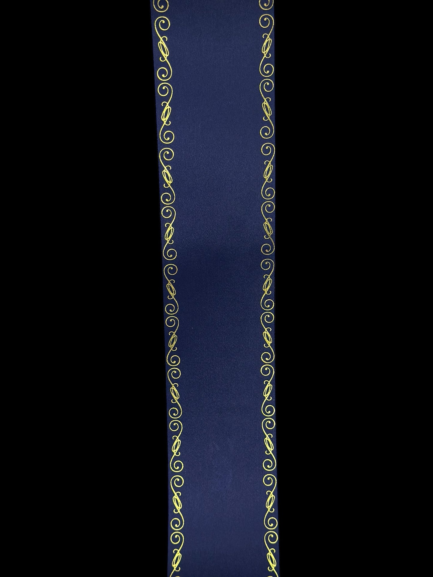 Size 40(2.5") Swirl Crescent